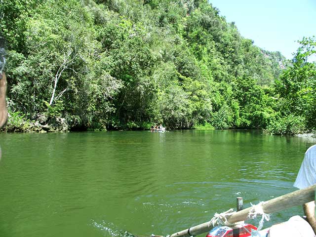 Sailing in Yumurí river